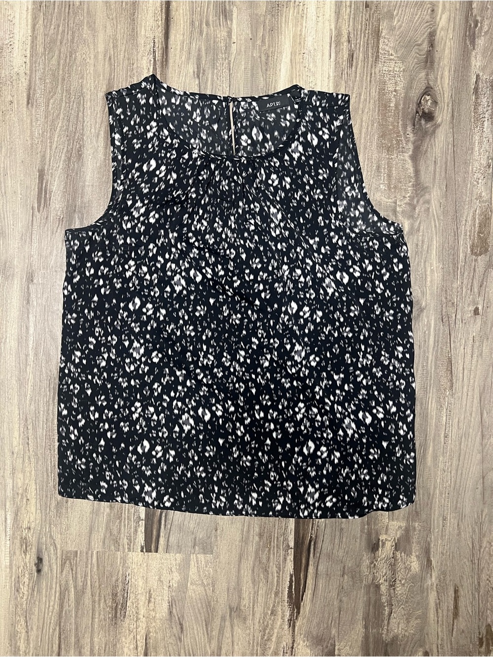 Apt. 9 Black and White Sleeveless Printed Camisole